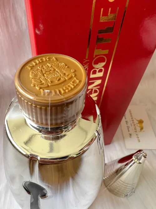 Nikka The Pen is Mightier Than The Sword 50cl 7 Nikka The Pen is Mightier Than The Sword 50cl (3)