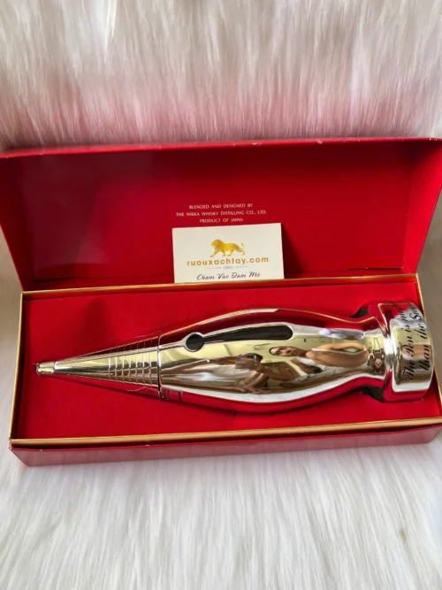 Nikka The Pen is Mightier Than The Sword 50cl (4)