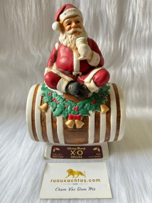 Suntory Brandy XO Deluxe Santa Claus (1)