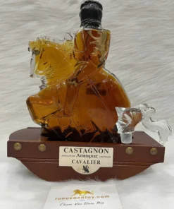 XO Armagnac Castillon Knight Glass Bottle (3)