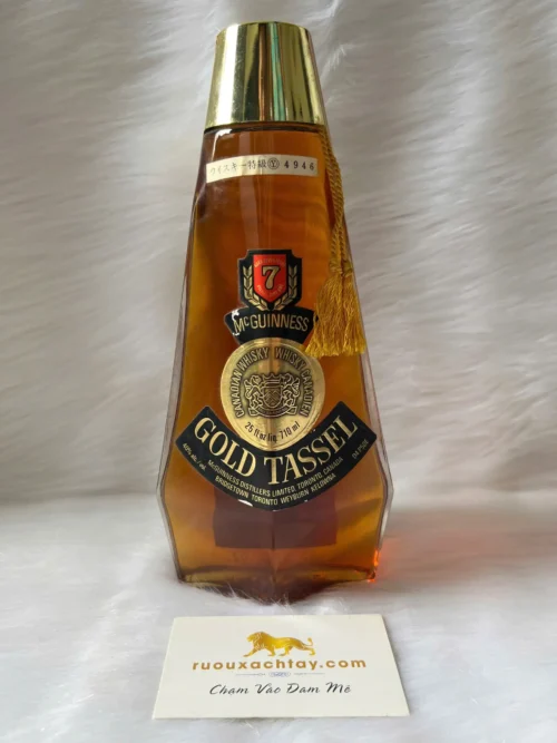 1970 McGuinness Gold Tassel Blended Canadian Whisky 5 1970 McGuinness Gold Tassel Blended Canadian Whisky (3)