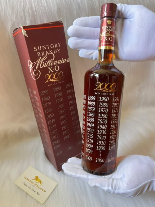 Brandy XO Suntory Millennium 2000 (1)