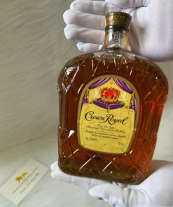 Crown Royal 1979 Canadian Whisky 1140ml (1)
