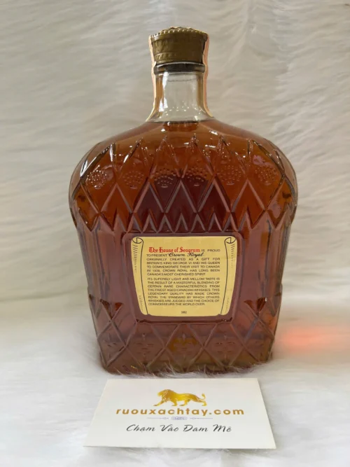 Crown Royal 1979 Canadian Whisky 1140ml (3)