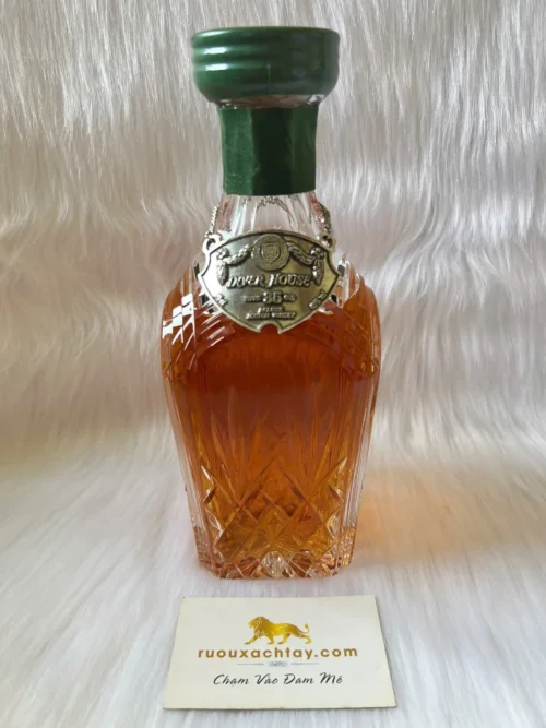 Deluxe Scotch Whisky Inver House 35yo Crystal Decanter (2)