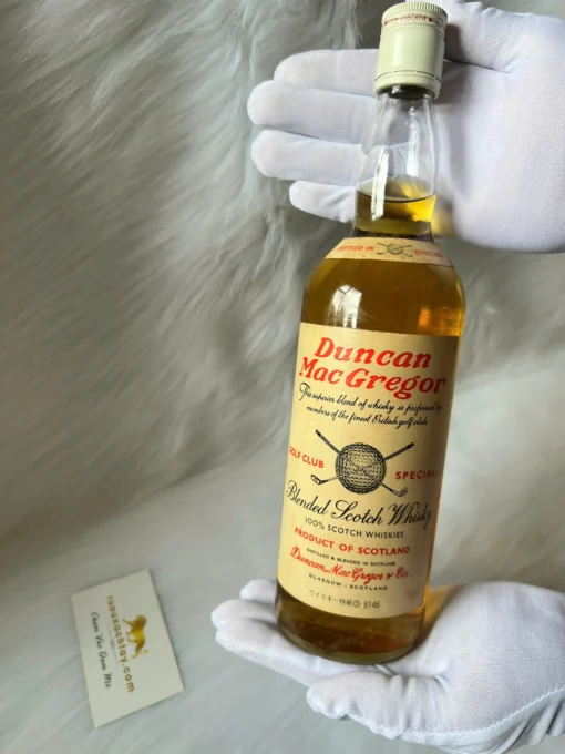 Duncan MacGregor Golf Club Special Scotch Whisky (1)