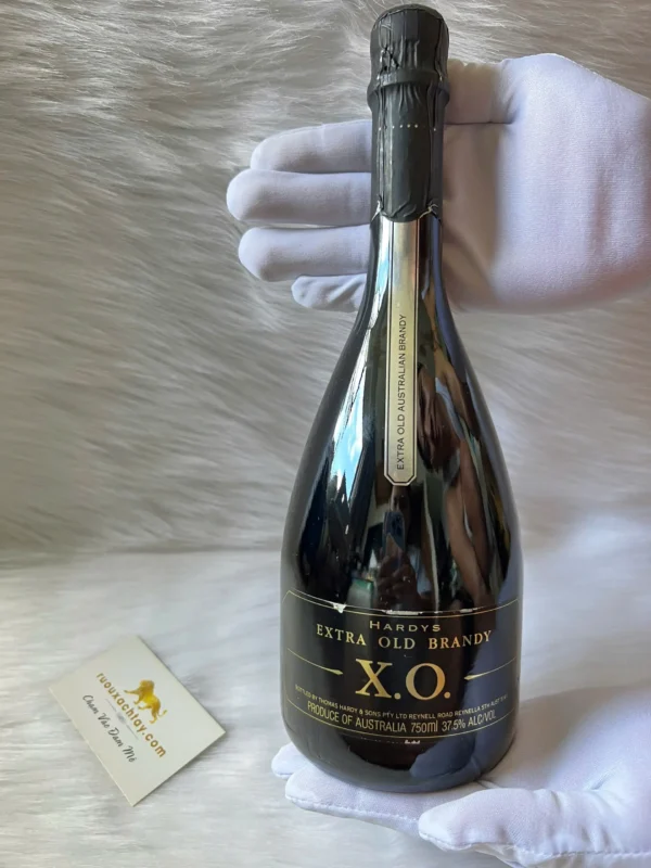 Extra Old Brandy Hardys XO (1)