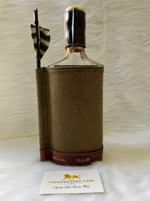 Famous Bowman Finest Scotch Whisky Clear Bottle (2)