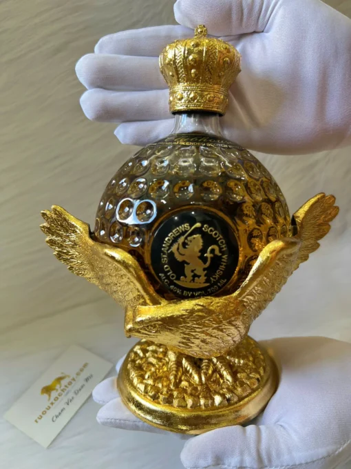 Old St Andrews Clubhouse Scotch Whisky Gold Base (1)