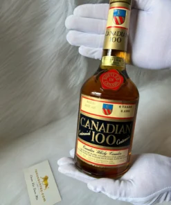 Rieder Canadian 100 Centennial 6YO Blended Canadian Whiskey Bottled 1978 (5)