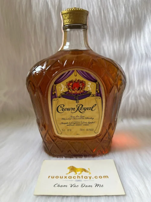 Seagrams Crown Royal Canadian Whisky 1965 (3)