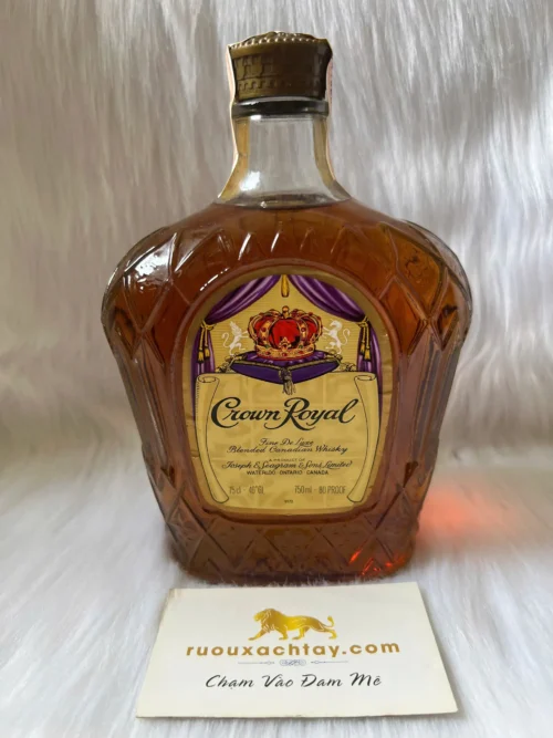 Seagrams Crown Royal Canadian Whisky 1968 (3)