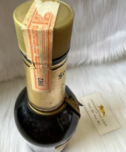 Seagrams VO 1982 Canadian Whisky (1)