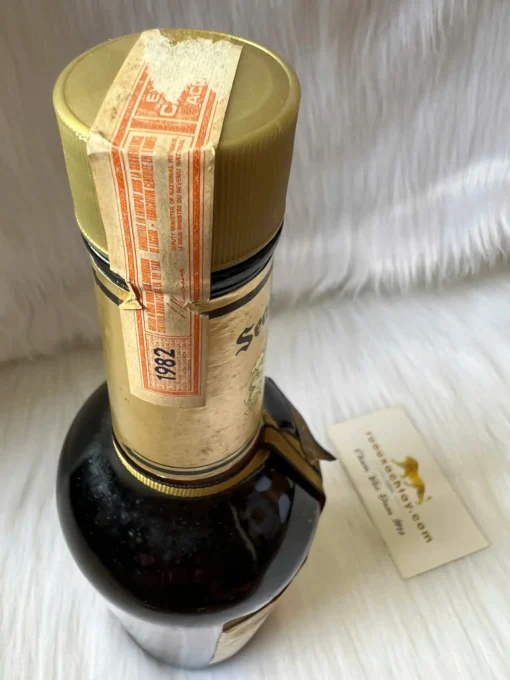 Seagrams VO 1982 Canadian Whisky (1)