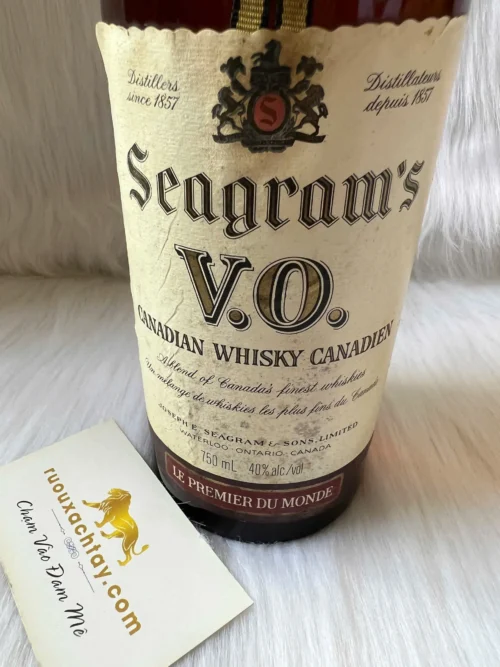 Seagrams VO 1982 Canadian Whisky 7 Seagrams VO 1982 Canadian Whisky (2)
