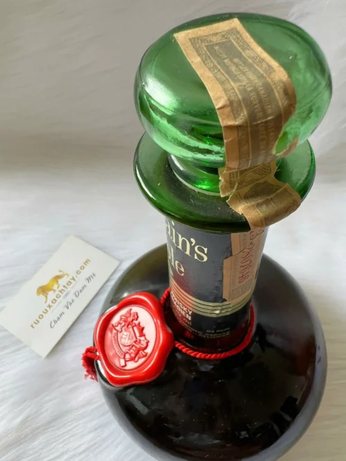 Captain Table Canadian Whisky (4)