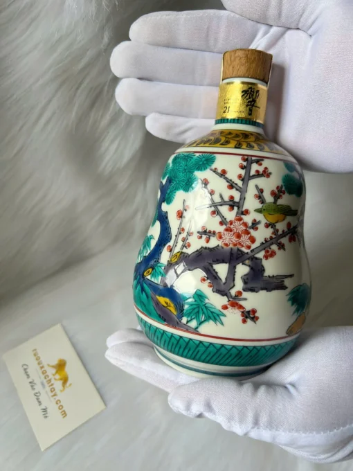 Hibiki 21 Year Old Kutaniyaki Old 2004 (1)