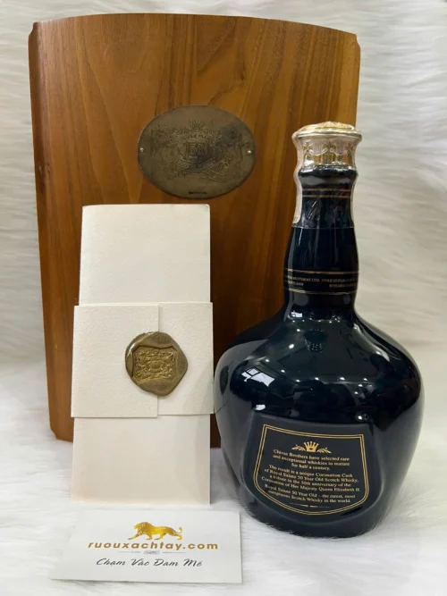 Royal Salute 50 Year Old Coronation Cask Blended Scotch Whisky 10 Royal Salute 50 Year Old Coronation Cask Blended Scotch Whisky (10)