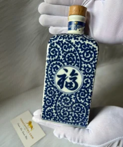 Suntory Pure Malt Whisky Yamazaki Arita-yaki FUKU (1)