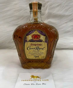 1963 Crown Royal Canadian Whisky 4-5 Quart (2)