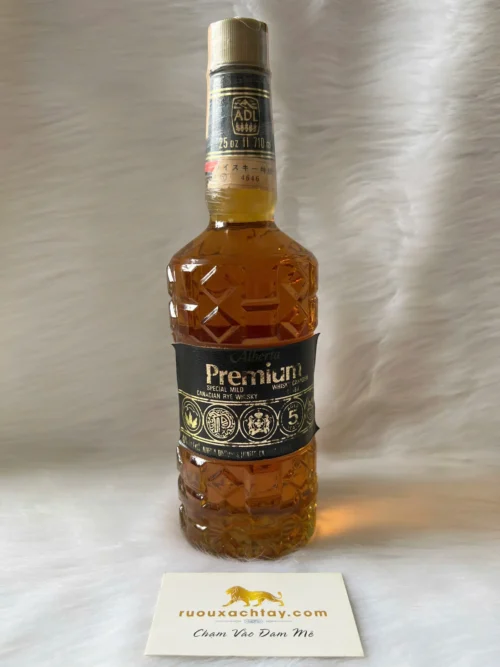 1972 Alberta Premium Special Mild Canadian Rye Whisky (2)