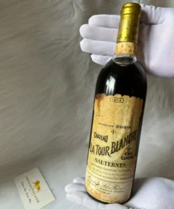 1974 Chateau La Tour Blanche Sauternes 1er Grand Cru Classe (1)