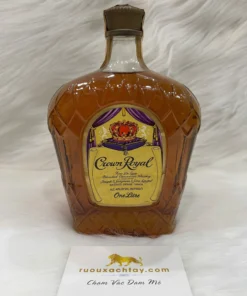1981 Crown Royal Canadian Whisky 1000ml (2)