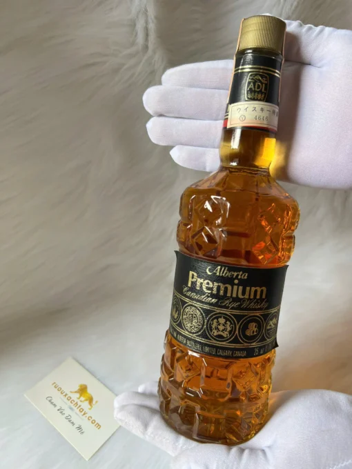Alberta Premium Special Mild Canadian Rye Whisky (1)