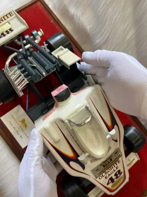 Beam Car Decanters 1970 Bobby Unser Gurney Eagle Racing Car 7 Beam Car Decanters 1970 Bobby Unser Racer Gurney Eagle (4)