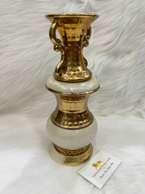 Beam Executive Decanters 1979 5 Beam Executive Decanters 1979 (3)