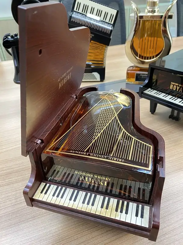 Suntory Hibiki Whisky Musical Instrument Piano 10 Bộ sưu tập nhạc cụ Suntory cao cấp