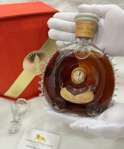 Remy Martin Louis XIII Very Old White Seal 11 Thorn (1)