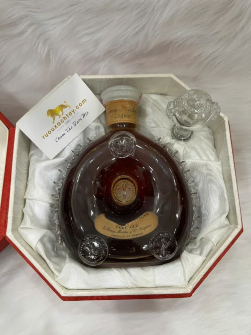 Remy Martin Louis XIII Very Old White Seal 11 Thorn 7 Remy Martin Louis XIII Very Old White Seal 11 Thorn (2)
