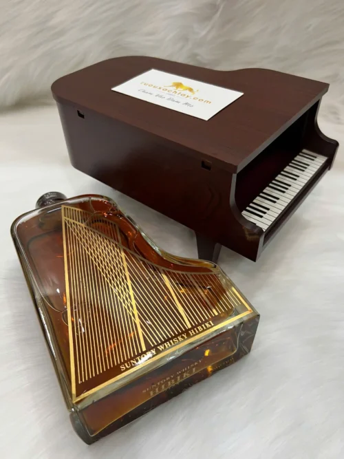 Suntory Hibiki Whisky Musical Instrument Piano 6 Suntory Hibiki Whisky Musical Instrument Piano (2)