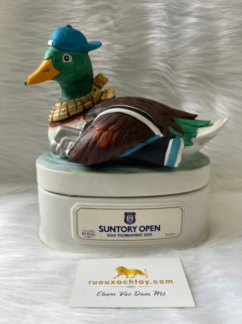Suntory Whisky Royal 15 Year Old Decanter Open Golf Tournament 2005 (1)