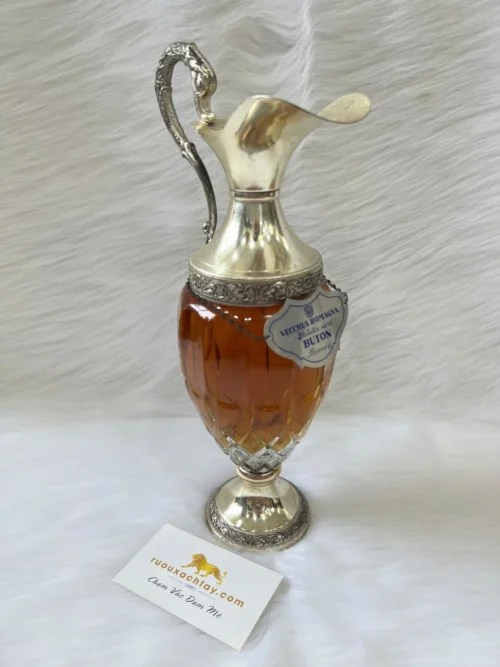 Vecchia Romagna Brandy Etichetta Nera Buton 6 Vecchia Romagna Brandy Etichetta Nera Buton (2)