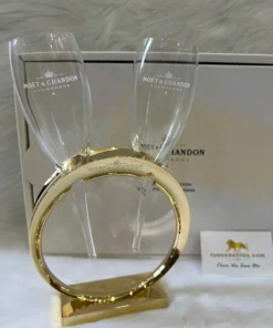 Wedding Ring Champagne Flutes Champagne Moet Chandon (1)