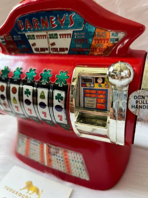 1978 Jim Beam Whiskey Barney's Casino Slot Machine Decanter (3)