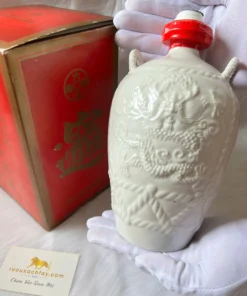 Kinmen Kaoliang Liquor in Porcelain Jar 1000ml 2008 (1)