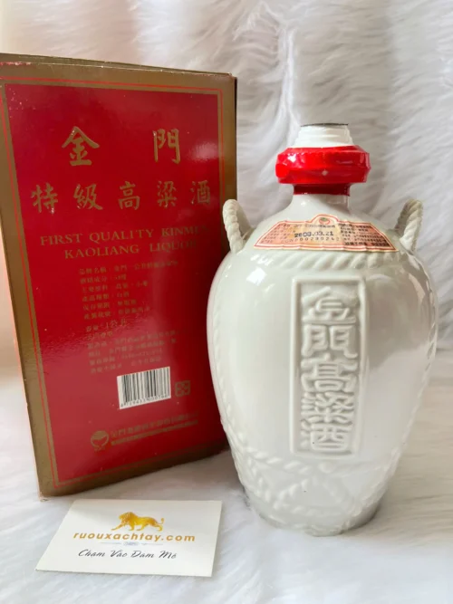 Kinmen Kaoliang Liquor in Porcelain Jar 1000ml 2008 (3)