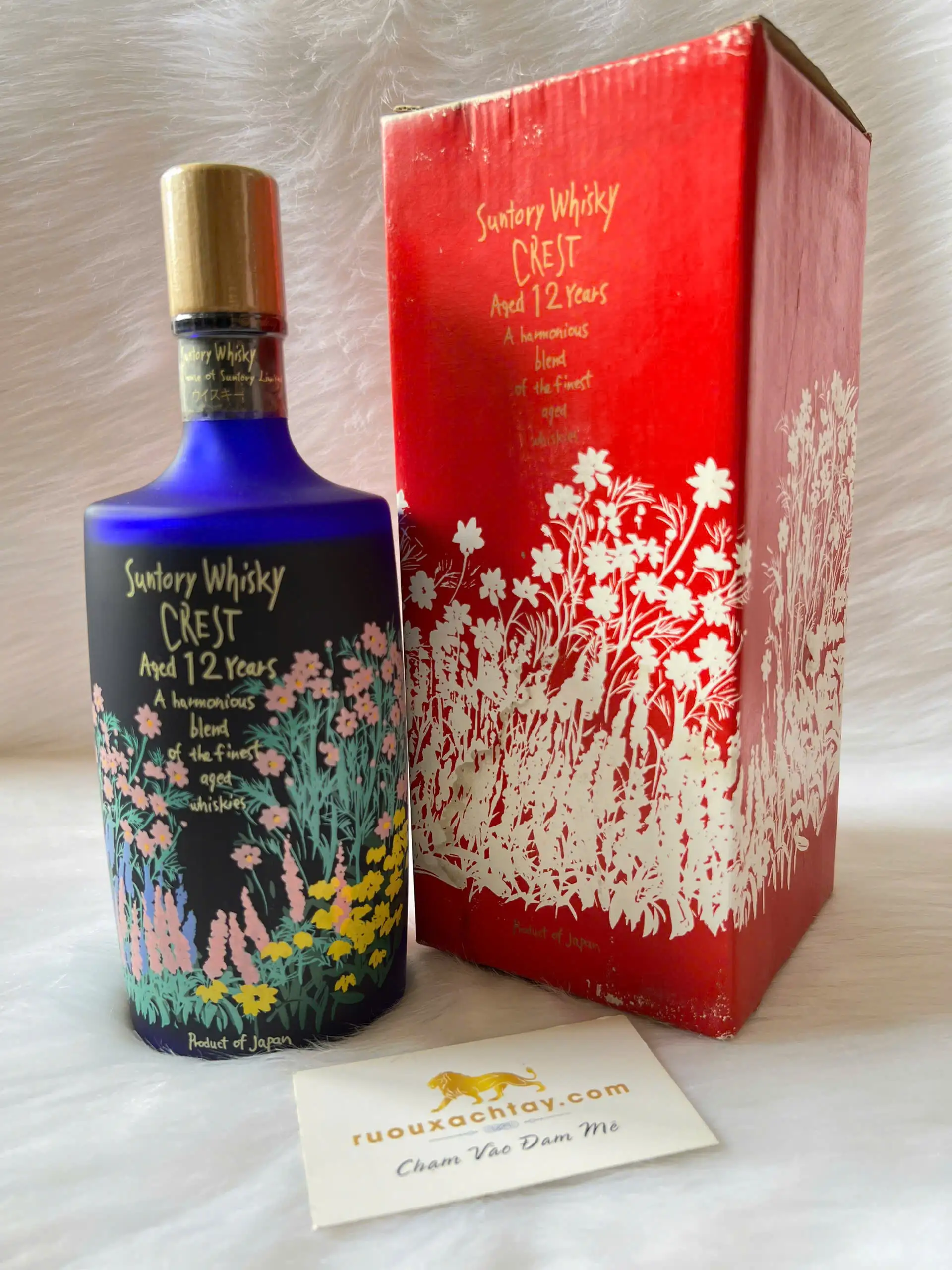Suntory Whisky Crest Aged 12 Years Autumn Flowers 2 Suntory Whisky Crest Aged 12 Years Autumn Flowers (2)