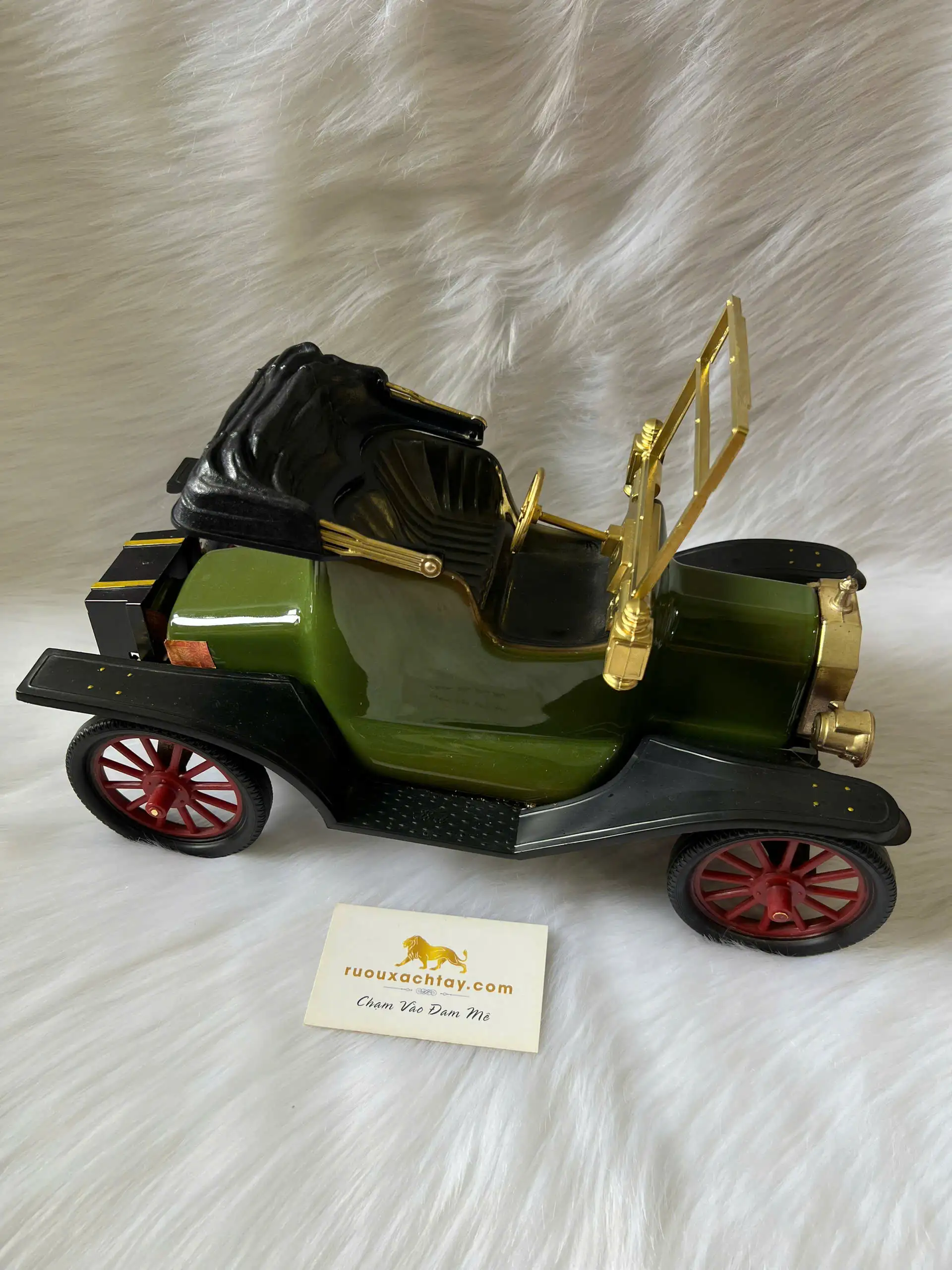 Jim Beam Bourbon Whiskey 1908 Ford Model T Green 2 Jim Beam Bourbon Whiskey 1908 Ford Model T Green (4)