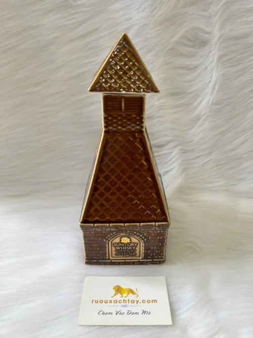 Suntory Whisky Special Reserve Kiln Tower Ceramic (1)Suntory Whisky Special Reserve Kiln Tower Ceramic (1)