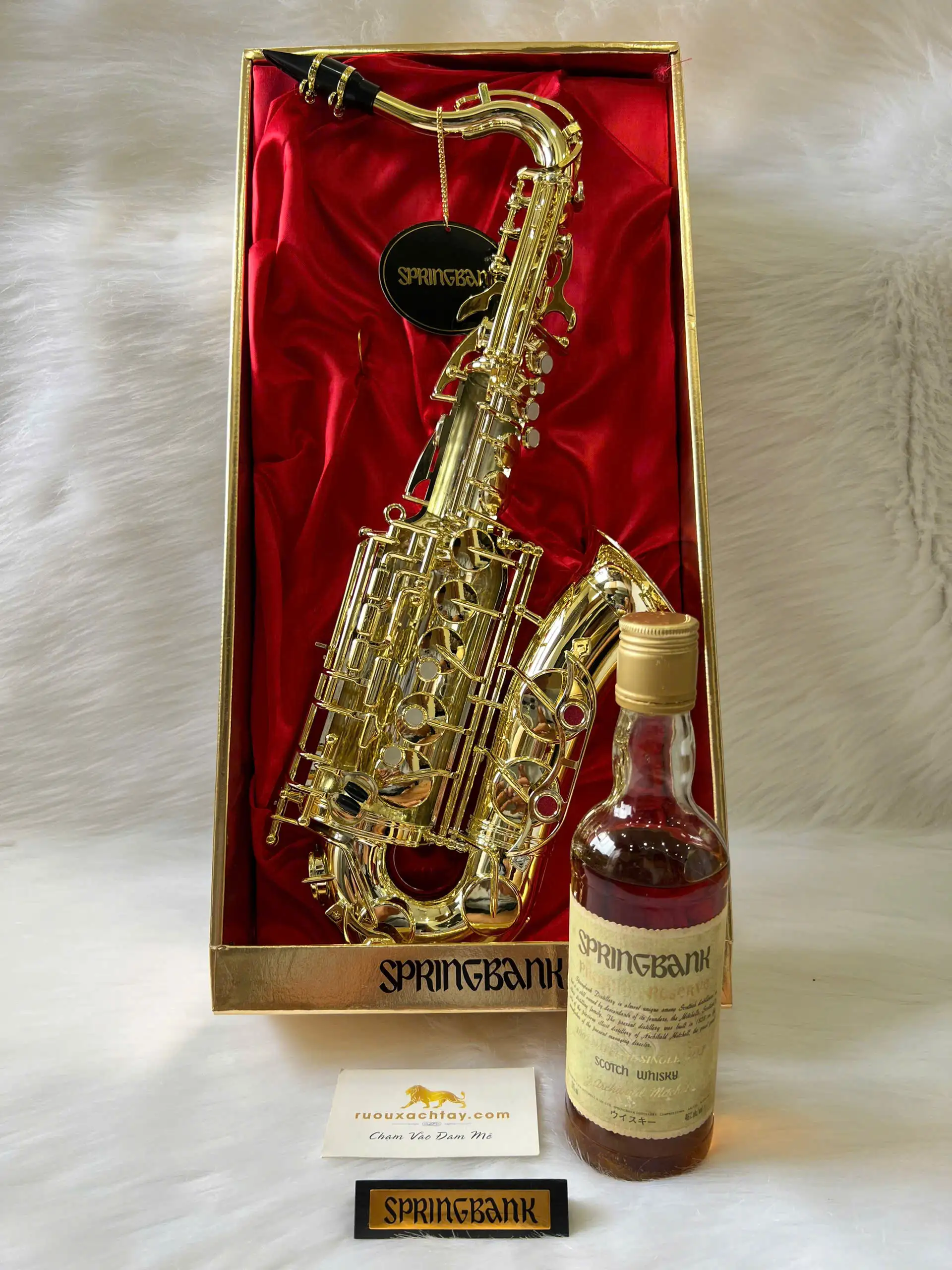 Campbeltown Single Malt Whisky Springbank Saxophone 375ml 2 Campbeltown Single Malt Whisky Springbank Saxophone 375ml (2)