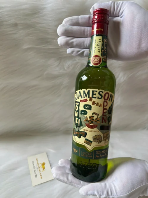 Irish Whiskey Jameson St Patrick’s Day Bottle 2020 Limited Edition (2)
