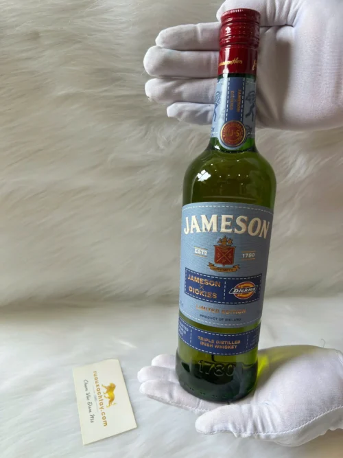 Irish Whiskey Jameson x Dickies Limited Edition (1)
