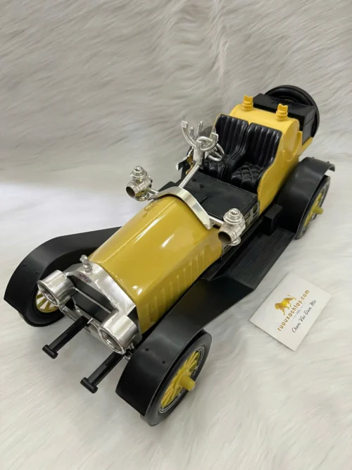 Jim Beam Kentucky Bourbon Whiskey Stutz Bearcat Yellow (1)