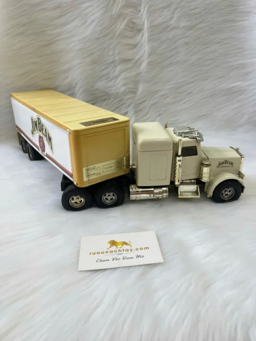 Jim Beam Kentucky Straight Bourbon Whiskey Classic 18 Wheeler (3)