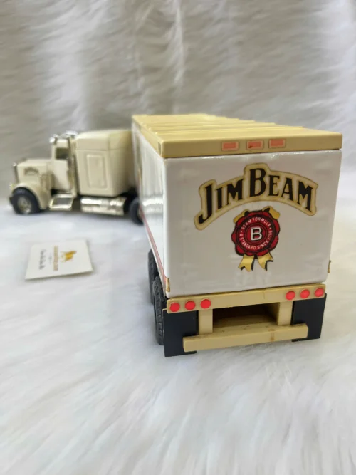 Jim Beam Kentucky Straight Bourbon Whiskey Classic 18 Wheeler (4)