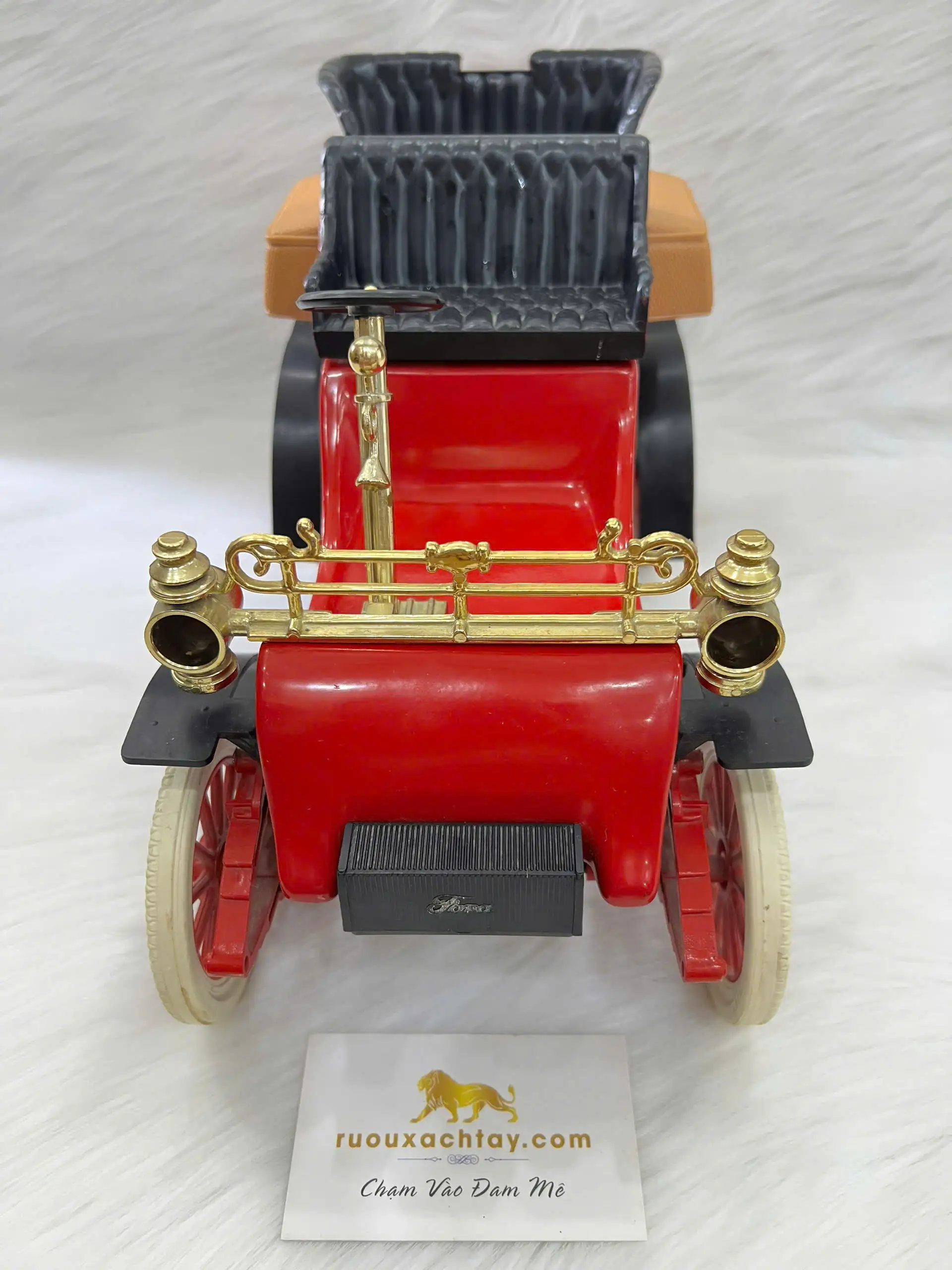 Jim Beam Whiskey 1903 Ford Model A Red Decanter 4 Jim Beam Whiskey 1903 Ford Model A Red Decanter (5)
